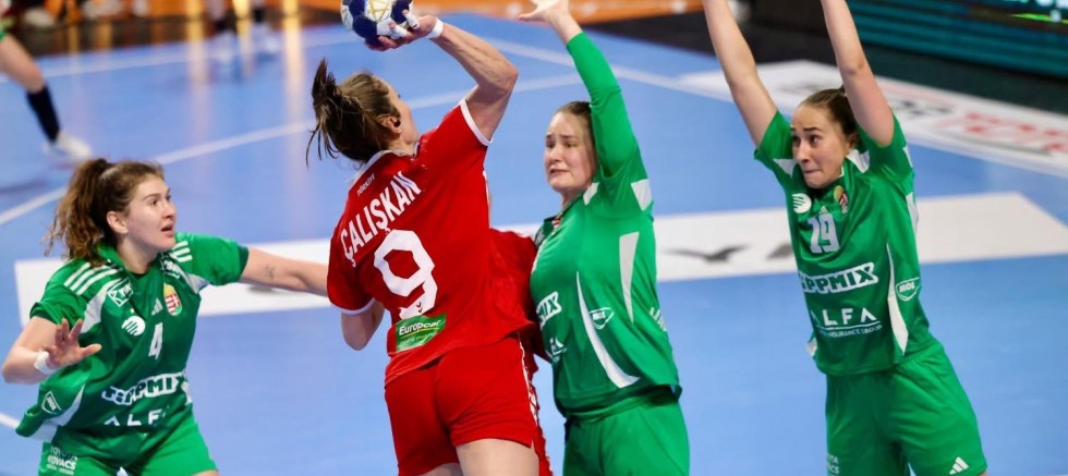 BU KIZLARIMIZ SÜPER LİĞİ HAK EDİYOR  