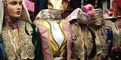 Folklor kıyafeti satın alınacak