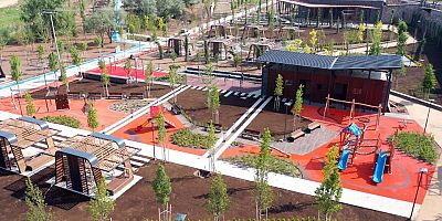 KALANLAR MİLLET BAHÇESİ YEŞİLE BÜRÜNDÜ