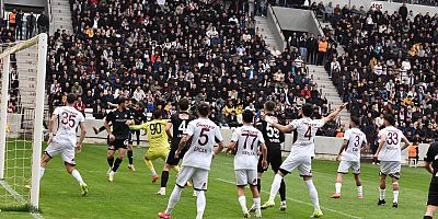 KIRMIZI GRUP RENKLİ GEÇECEK 