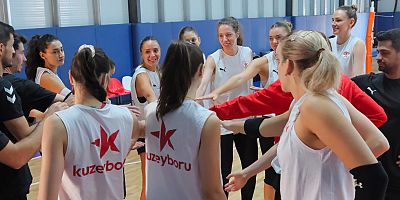 Kuzeyin Kızları Kampa Başladı