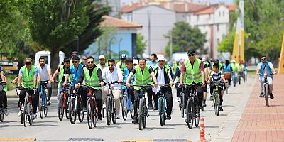 Sağlık İçin Pedal Çevirip İdeal Kilolarını Öğrendiler