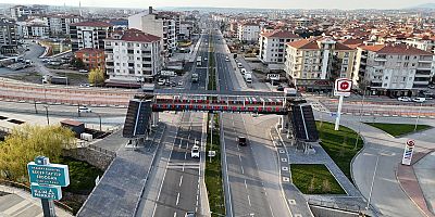 Yeni Üst Geçit Hizmete Açıldı   