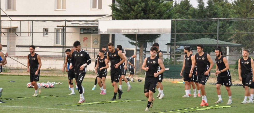 TARAFTARIN ÖNÜNDE SEZONU TAMAMLIYOR  